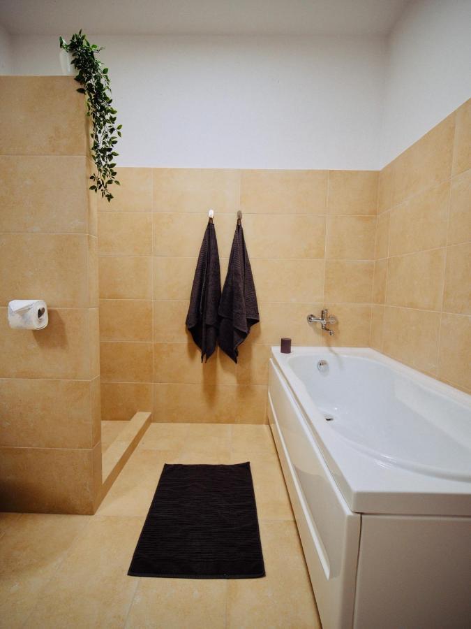 Zakarias Apartments Miercurea Ciuc Dış mekan fotoğraf